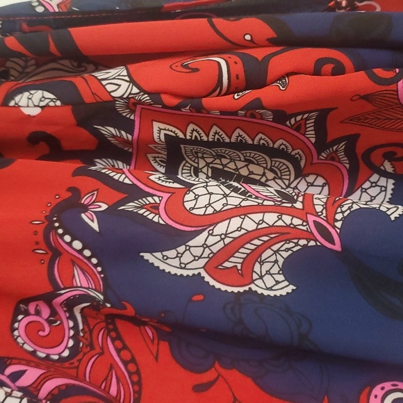 Peter Nygard Paisley Print Slit Sleeve Tie Front  Blouse  Size 16 - Picture 3 of 8